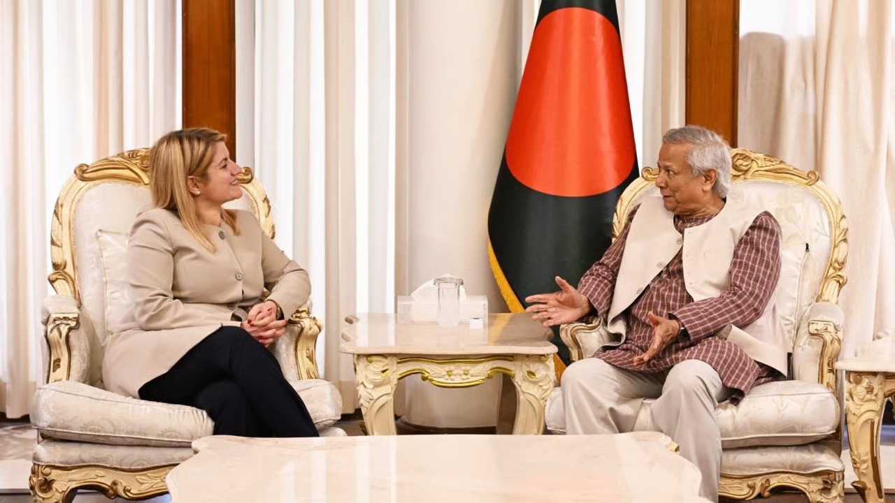 Tripodi e Yunus